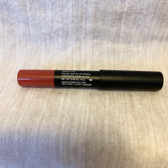 $12🌻 NARS Velvet Matte Lipstick Pencil in Dolce Vita New in Box - Picture 3 of 3